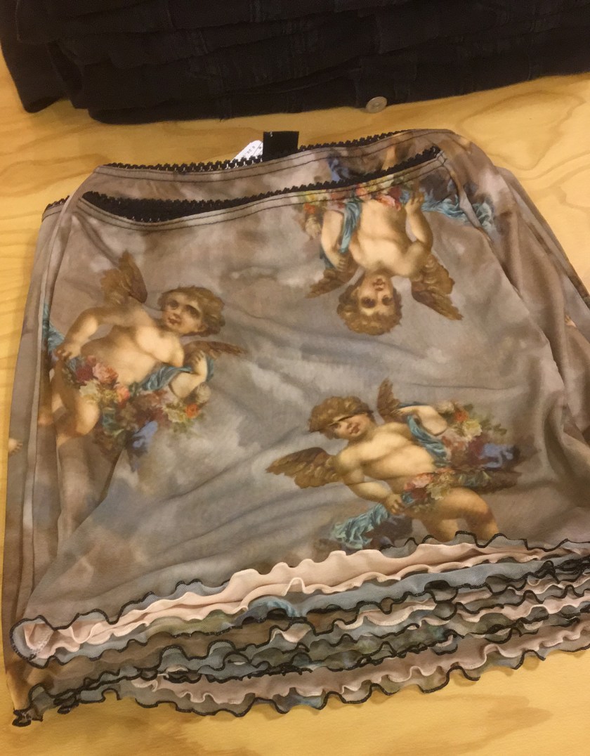 4904E4B2-A198-435E-895C-878817CA5EBD